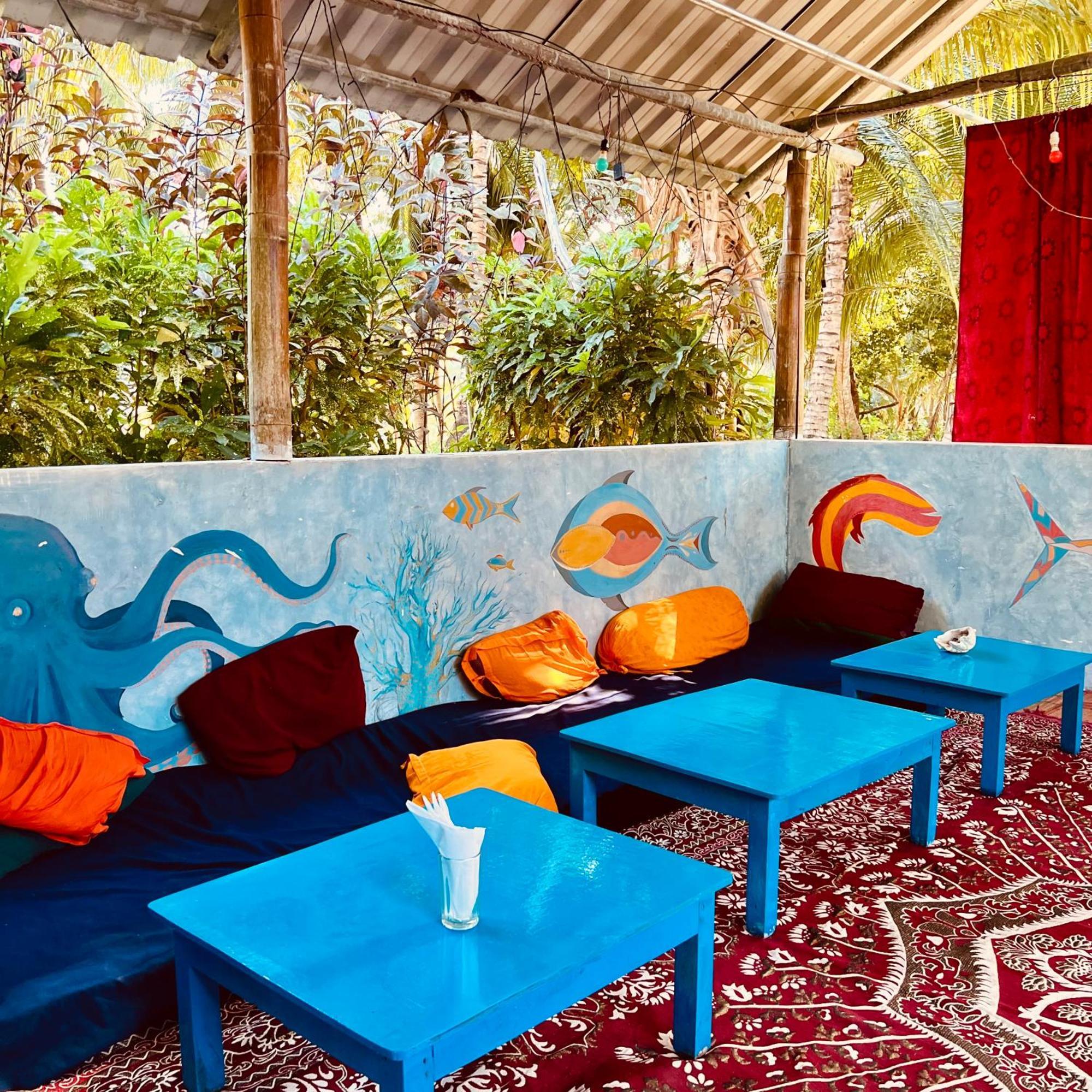 Blue Sea Restaurant & Bungalows Sitapur Eksteriør billede